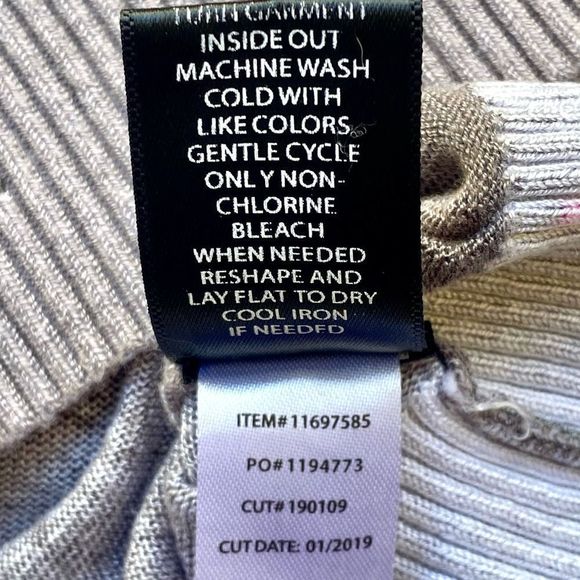 Torrid Flamingo Novelty Light Knit Sweater Size 1X 1 - Picture 8 of 11